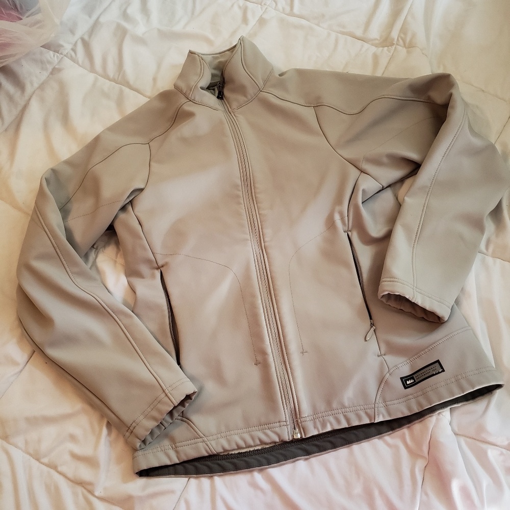 REI women's fitted jacket